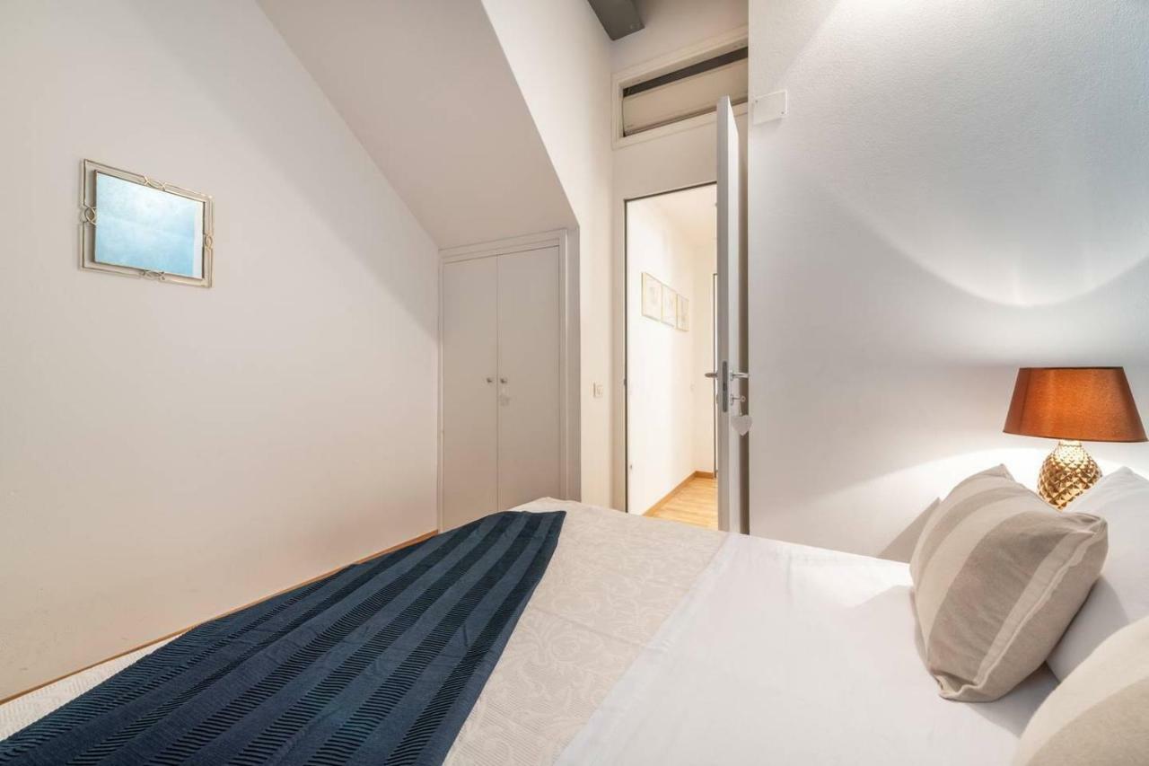Mirti Boutique Apartment Heart Кальяри Экстерьер фото